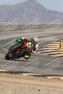 media/Oct-02-2025-Racers Edge (Thu) [[2c91cb6ab3]]/2-A Group/Session 5-Turn 12 (130pm)/